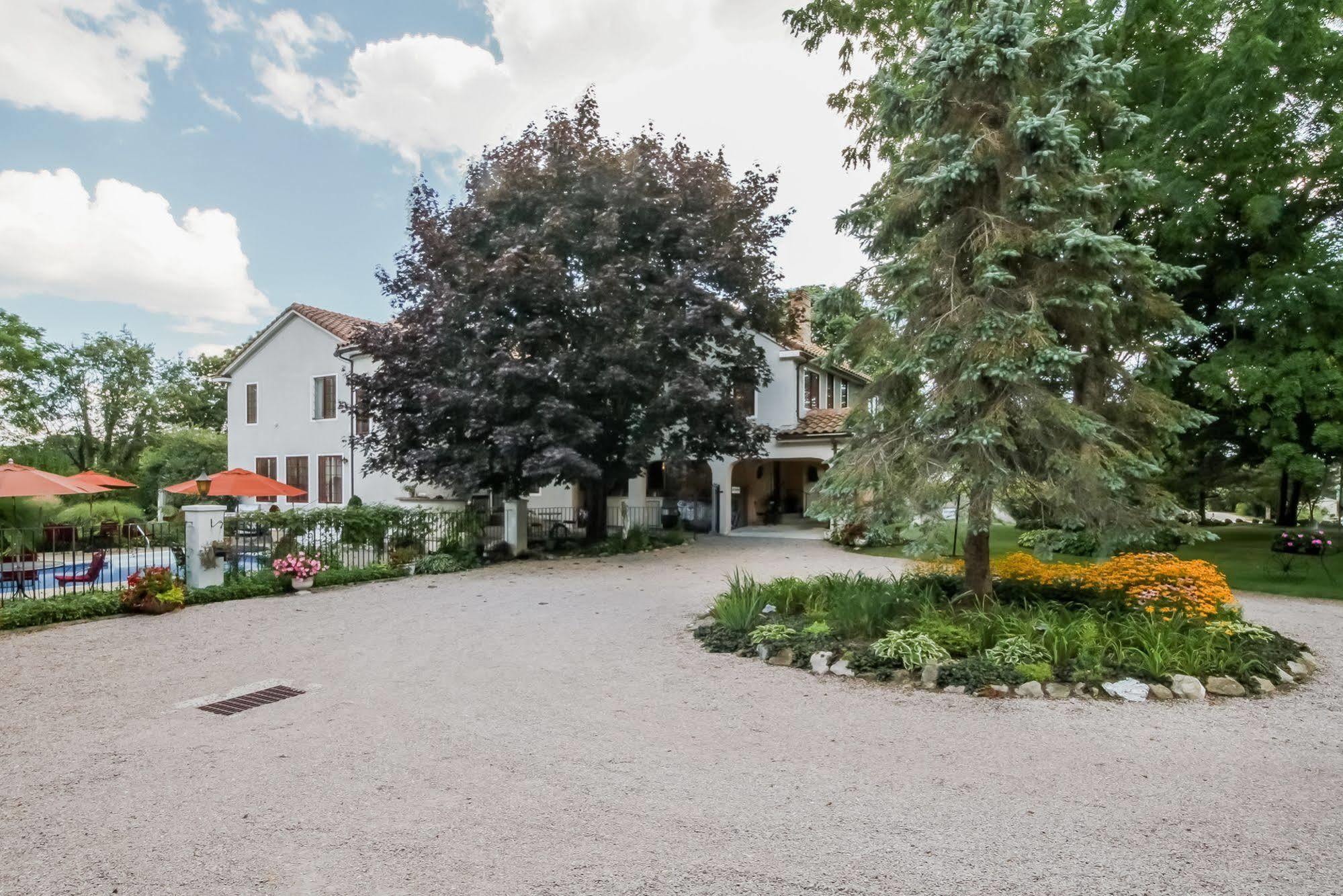 The Villa Bed And Breakfast Westerly Exterior foto
